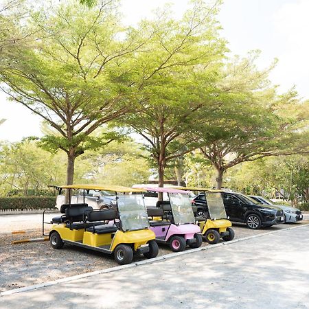 Villa Reina Resort Nong Nam Daeng Zewnętrze zdjęcie