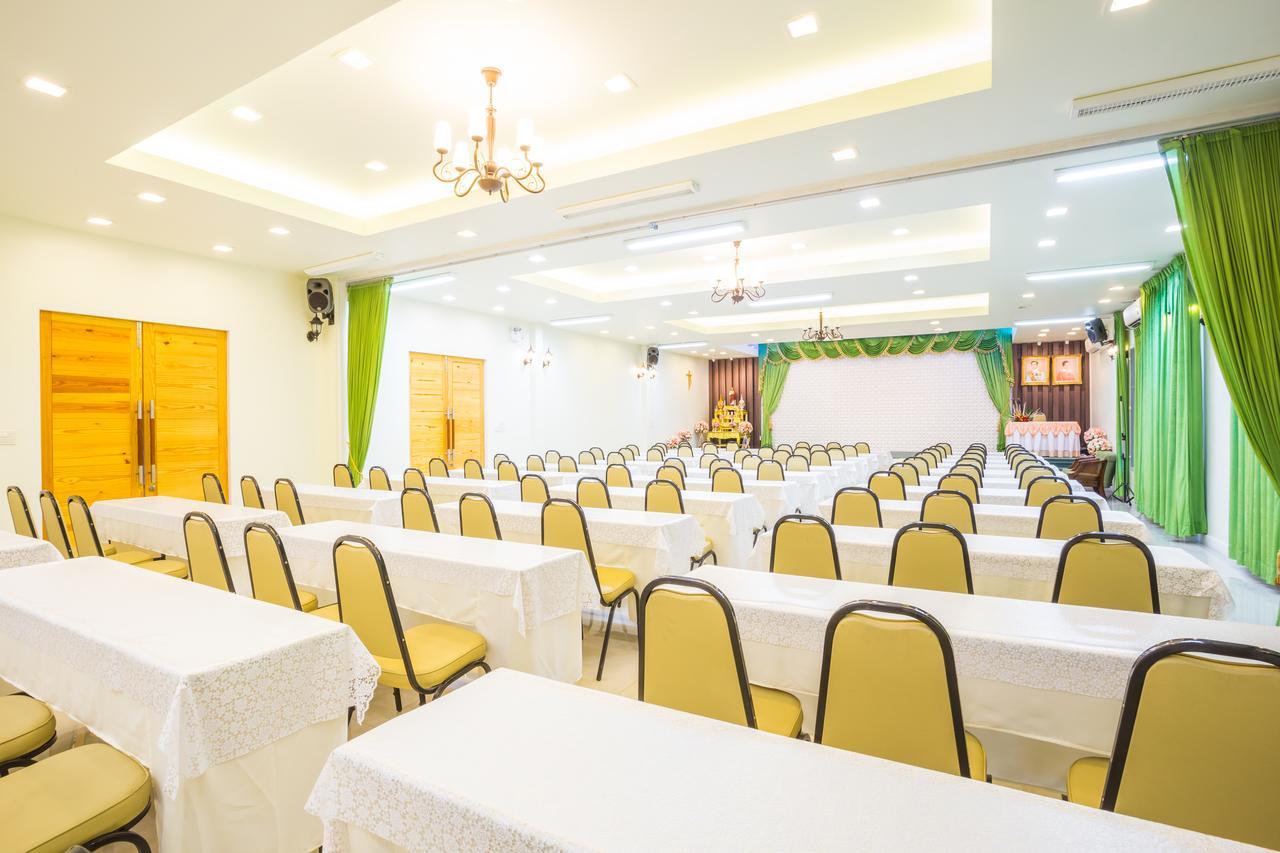 Villa Reina Resort Nong Nam Daeng Zewnętrze zdjęcie
